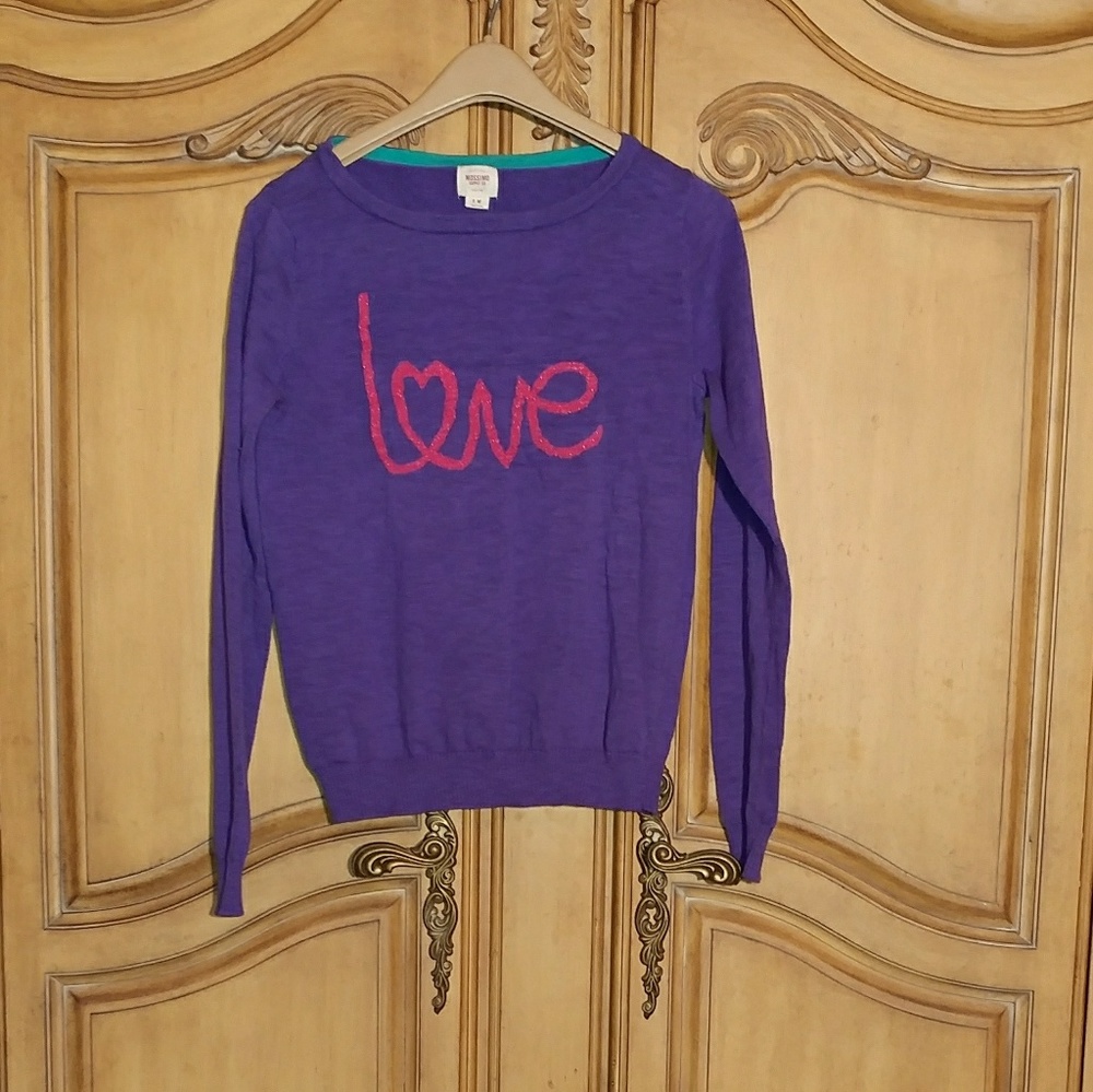 Love sweater top